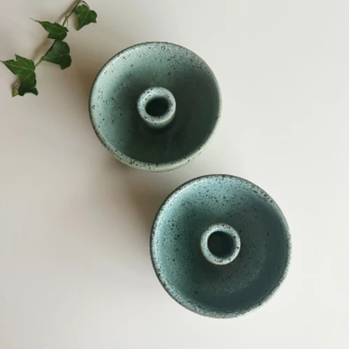 Lysestage skål i vissen grøn