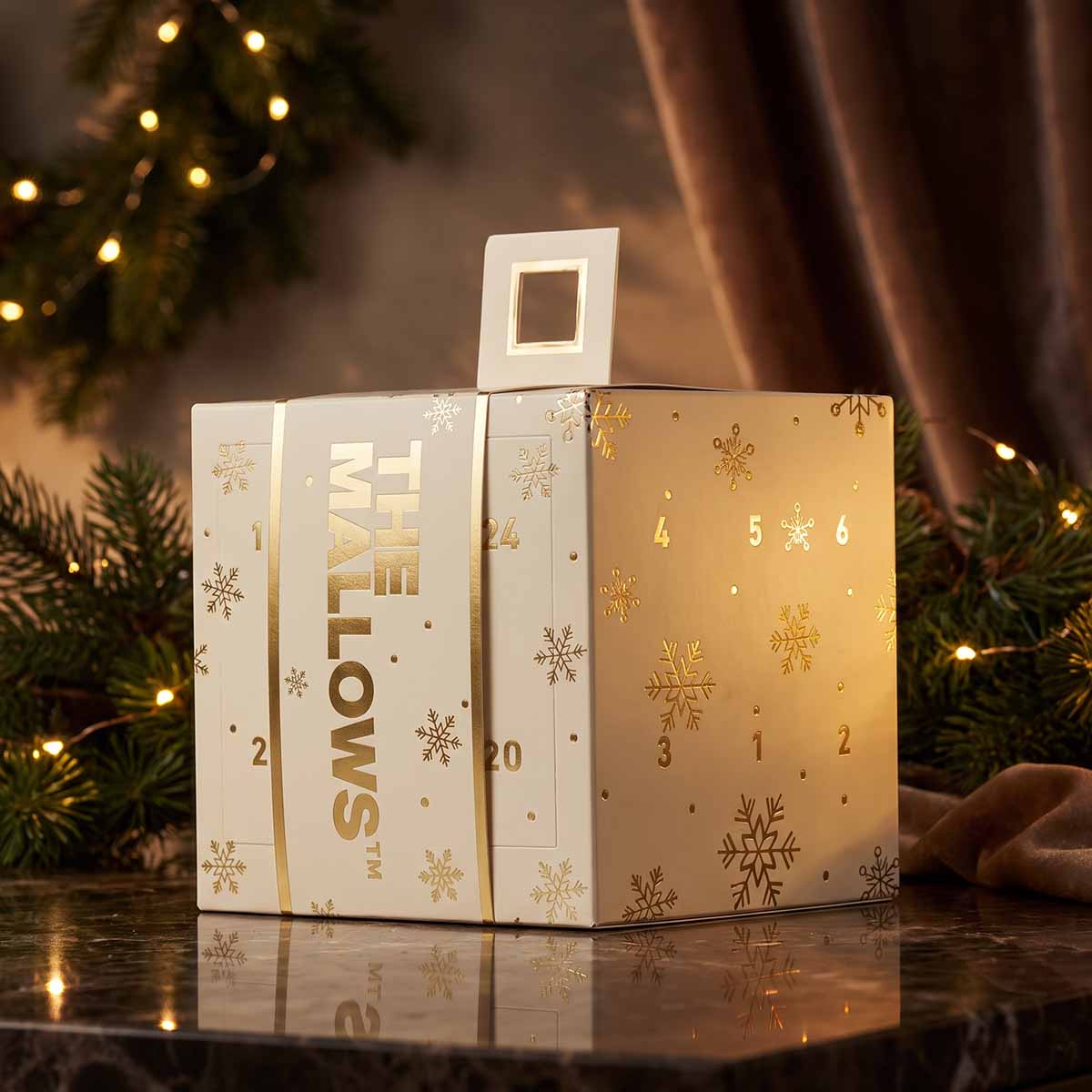 The Mallows julekalender. Hvid æske med guld